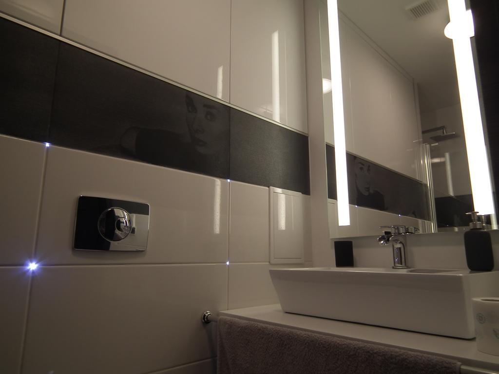 Kazimir Apartament Lodz Extérieur photo